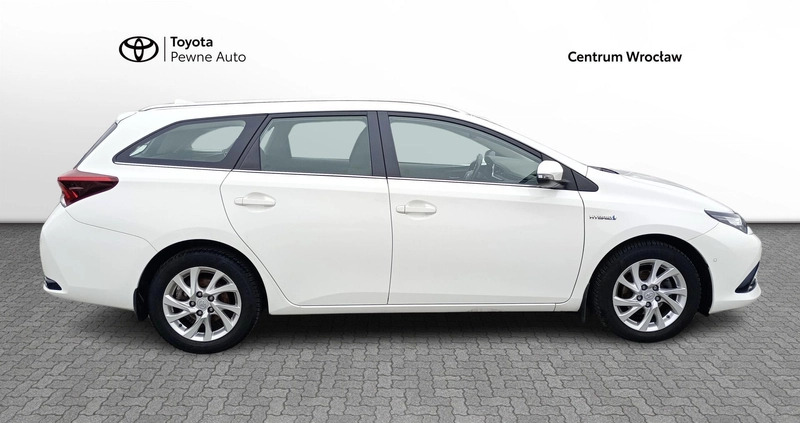 Toyota Auris cena 75900 przebieg: 106672, rok produkcji 2018 z Sulejów małe 211